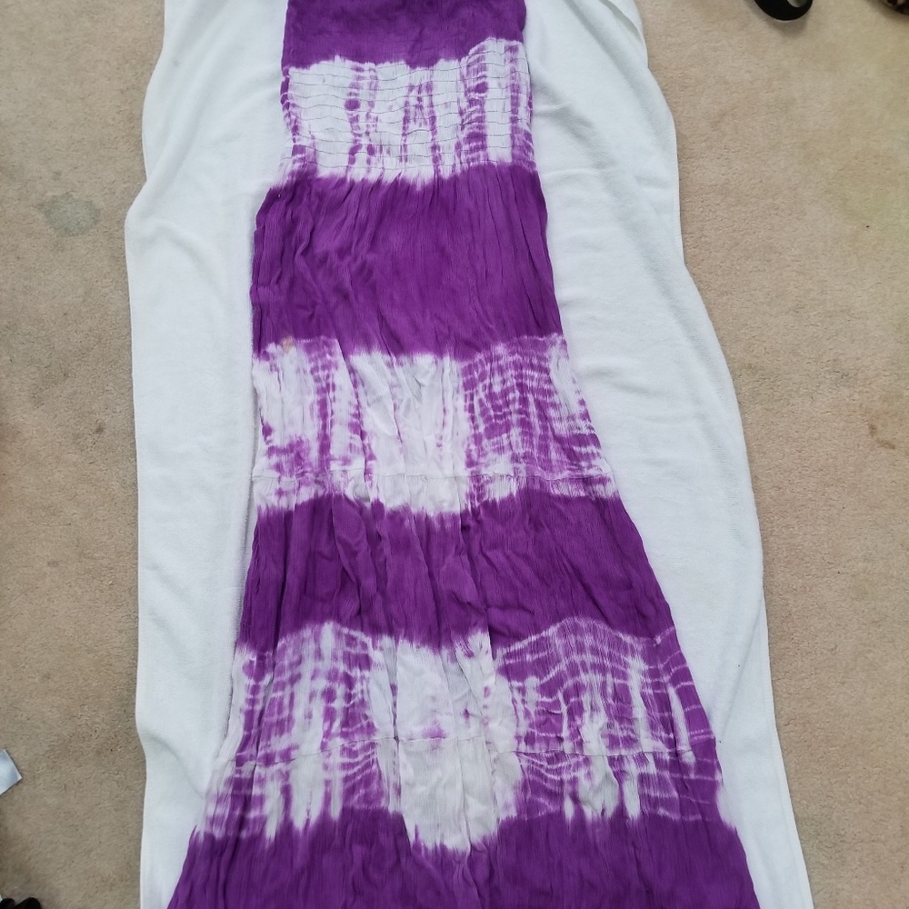Floor strapless toe die dress medium